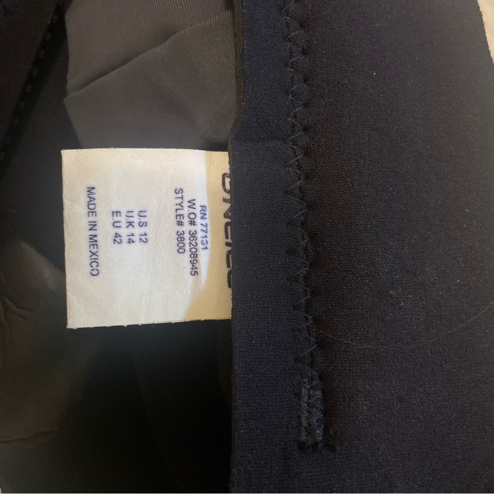 Wetsuit - Picture 4 of 4